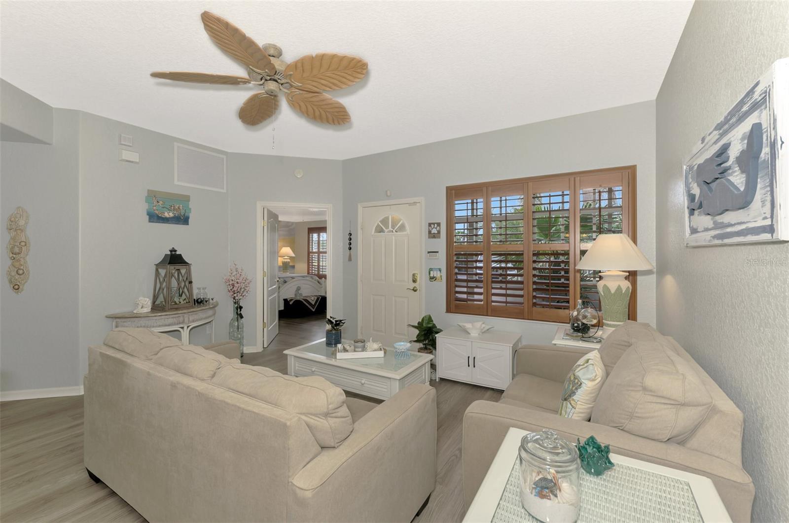 200 MIRABELLA CIR #102, VENICE, FL, 34292