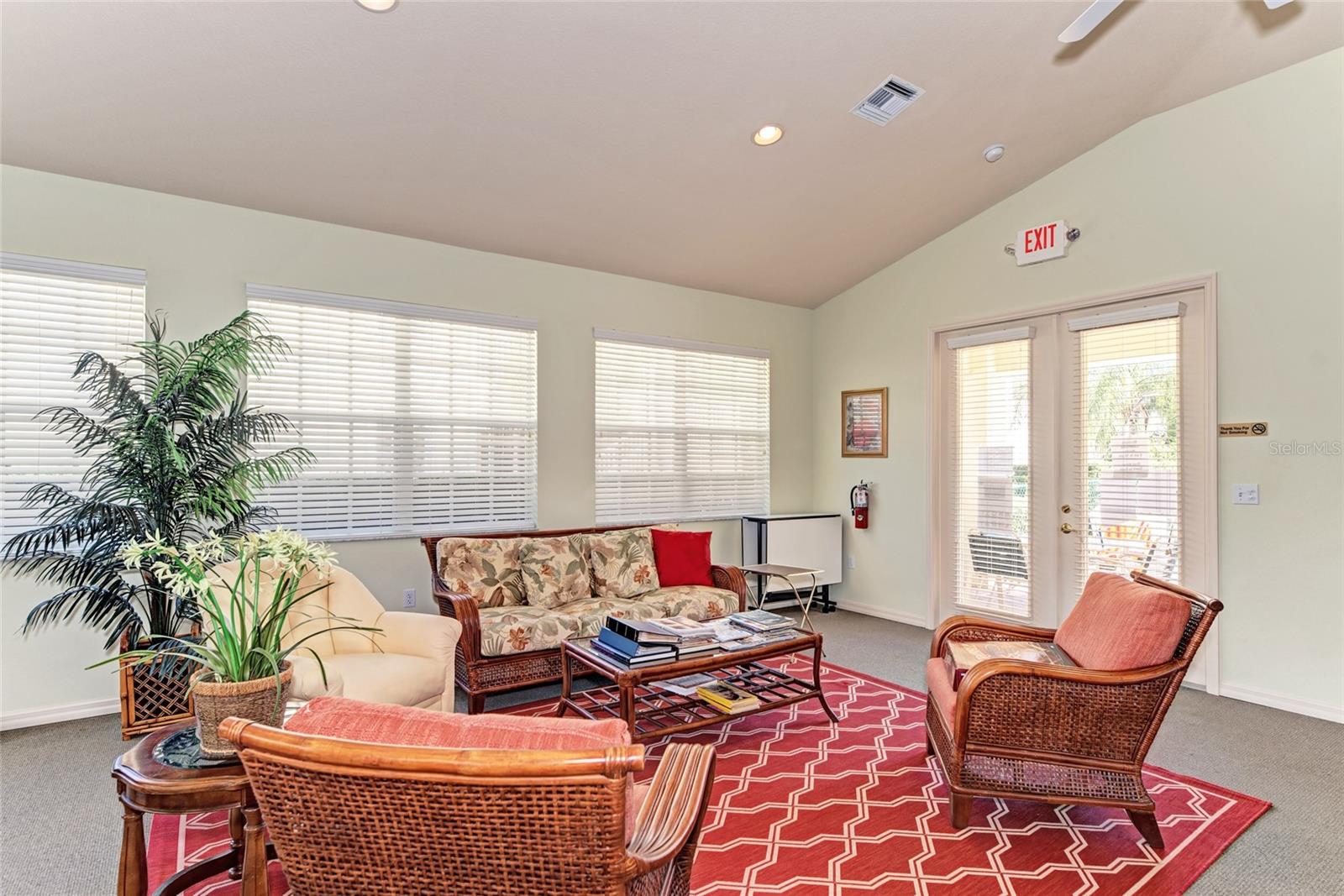 200 MIRABELLA CIR #102, VENICE, FL, 34292