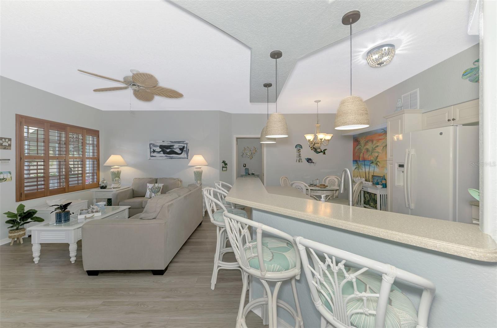 200 MIRABELLA CIR #102, VENICE, FL, 34292