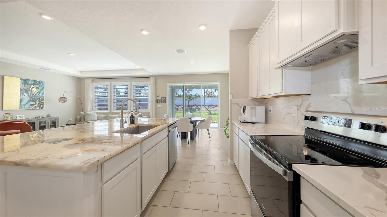 5715 WOODLAND SAGE DR, SARASOTA, FL, 34238