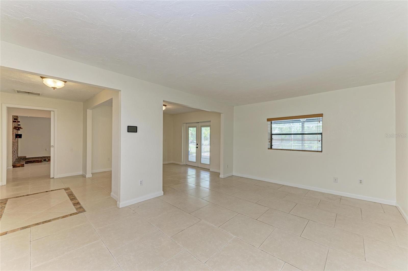813 EXMOOR ST, SARASOTA, FL, 34243