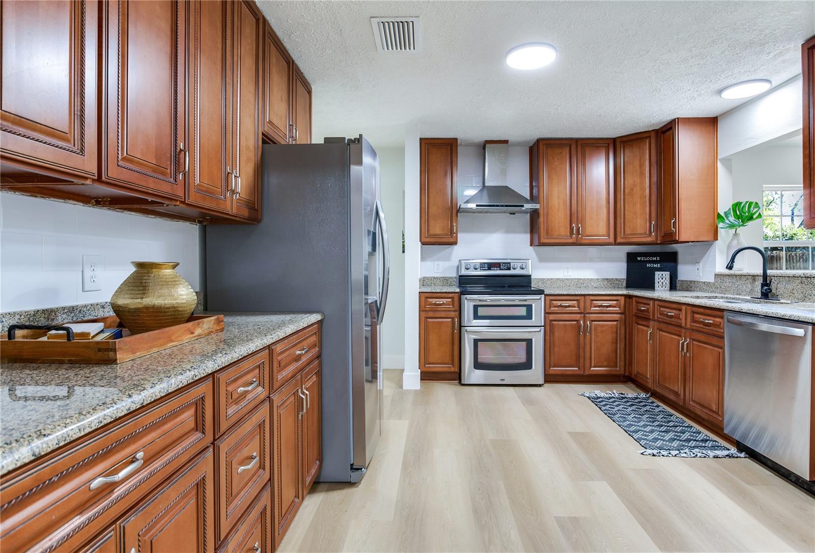 303 SUZETTE DR, BRANDON, FL, 33511