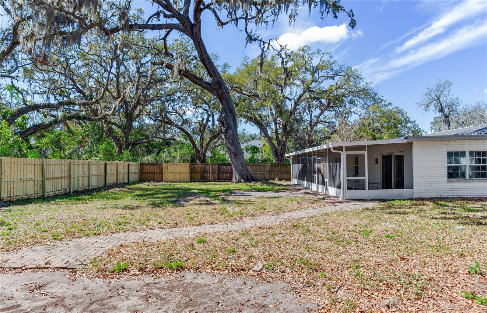 303 SUZETTE DR, BRANDON, FL, 33511