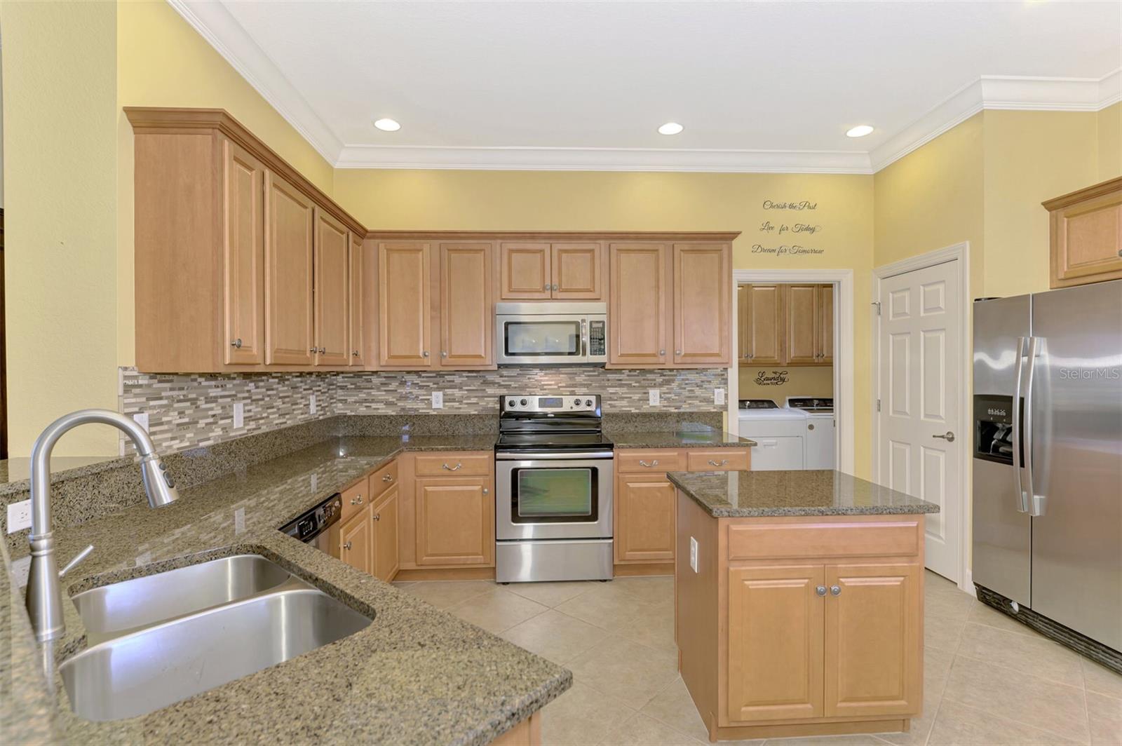 13049 CREEKSIDE LN, PORT CHARLOTTE, FL, 33953