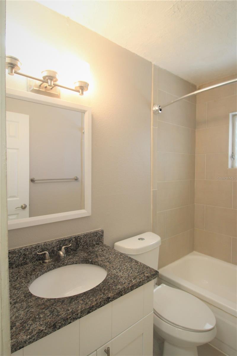 3001 BEE RIDGE RD #115, SARASOTA, FL, 34239