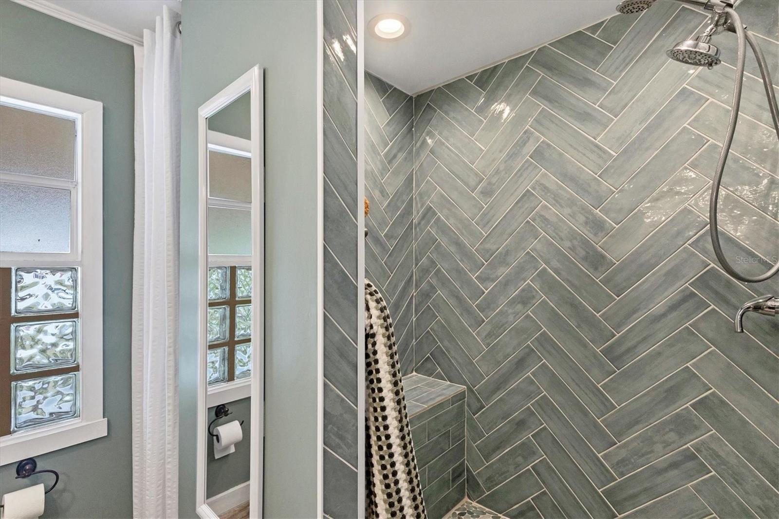 970 JOLANDA CIR, VENICE, FL, 34285