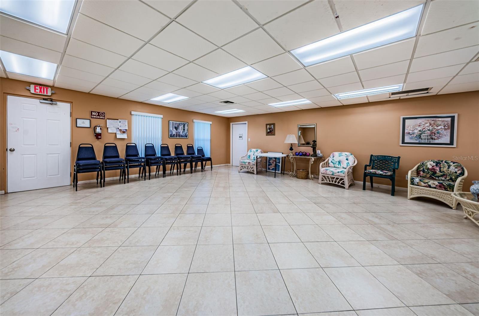8450 CANDLEWOOD RD, SEMINOLE, FL, 33777