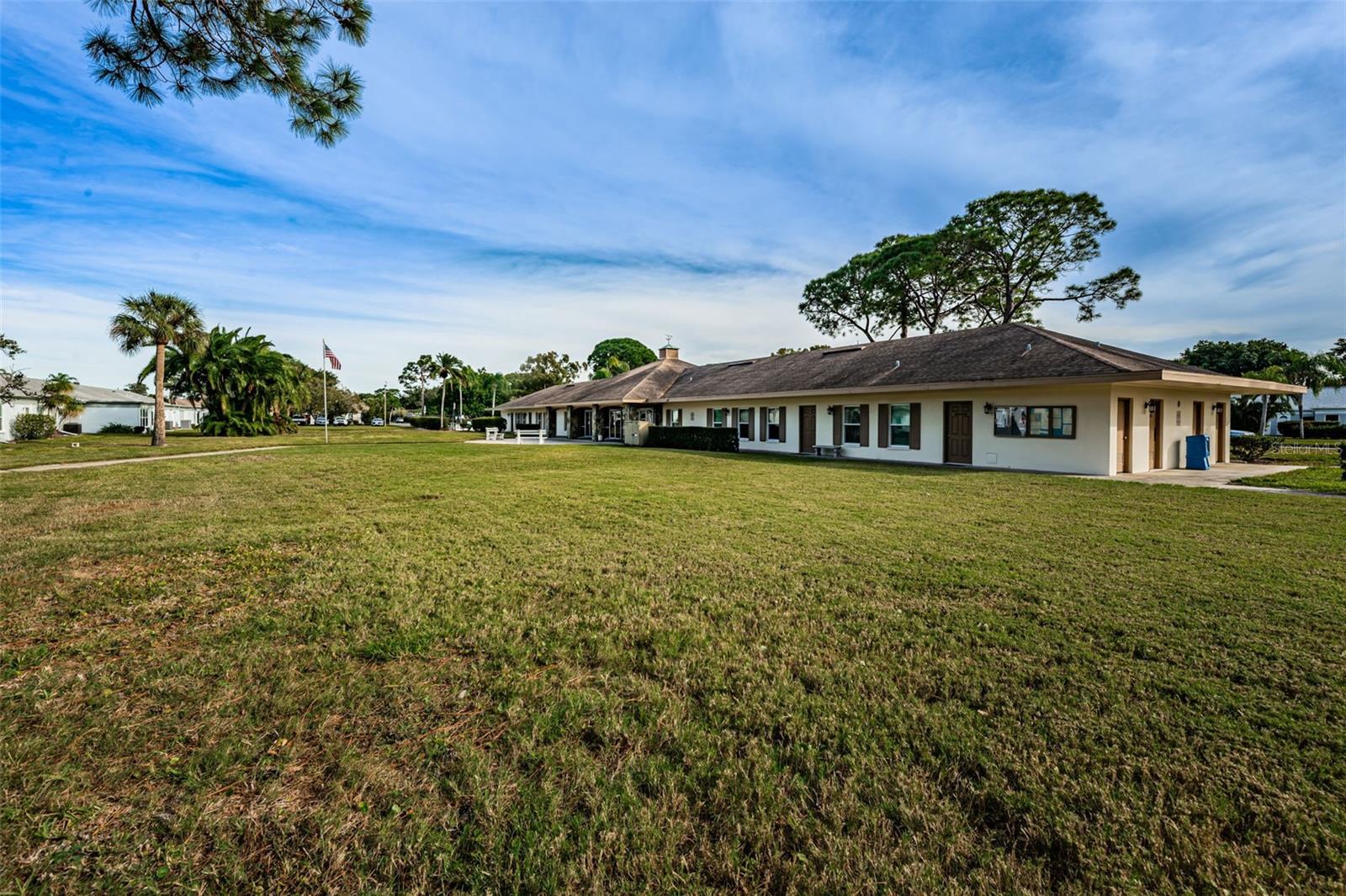 8450 CANDLEWOOD RD, SEMINOLE, FL, 33777