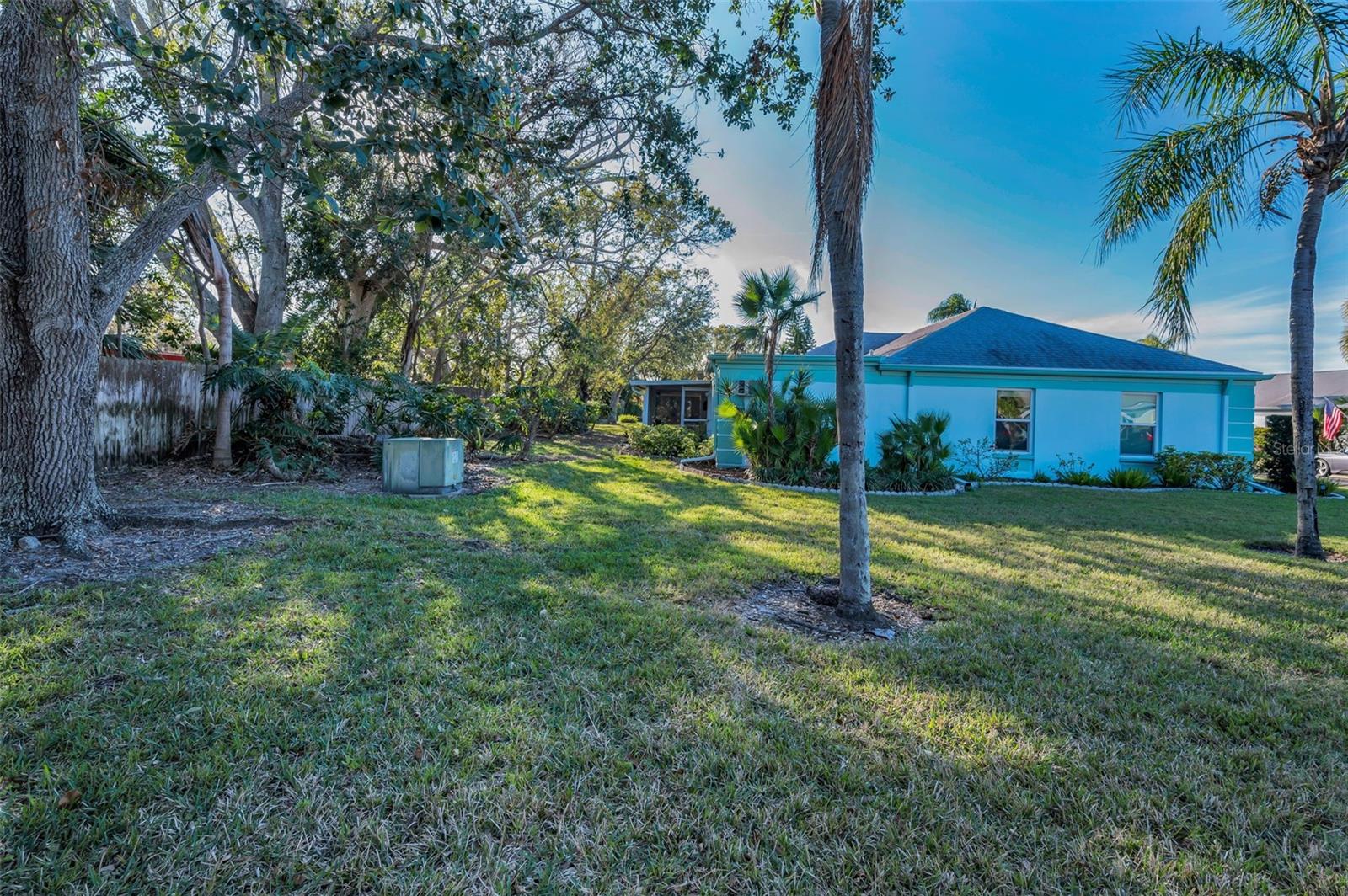 8450 CANDLEWOOD RD, SEMINOLE, FL, 33777
