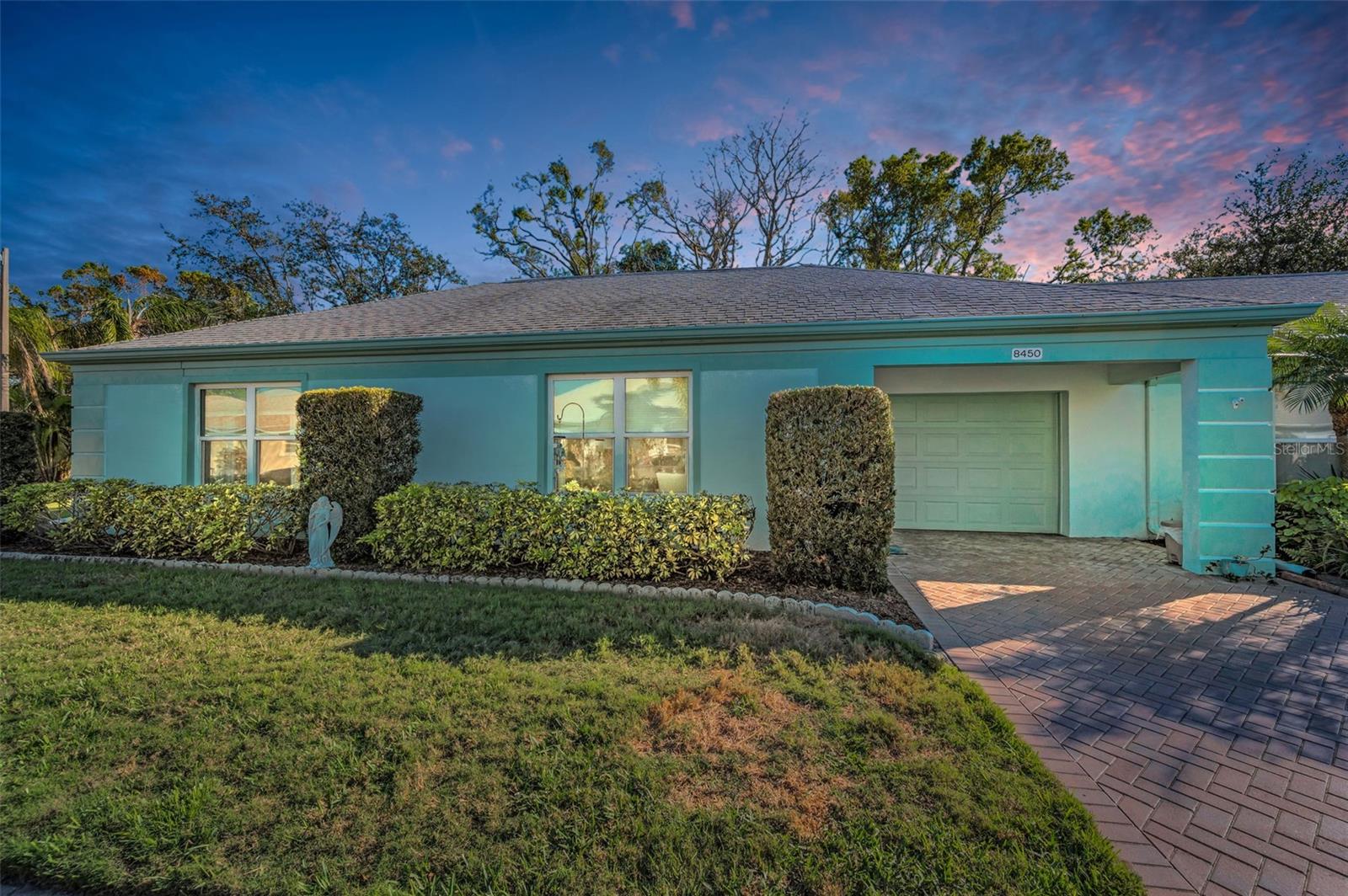 8450 CANDLEWOOD RD, SEMINOLE, FL, 33777
