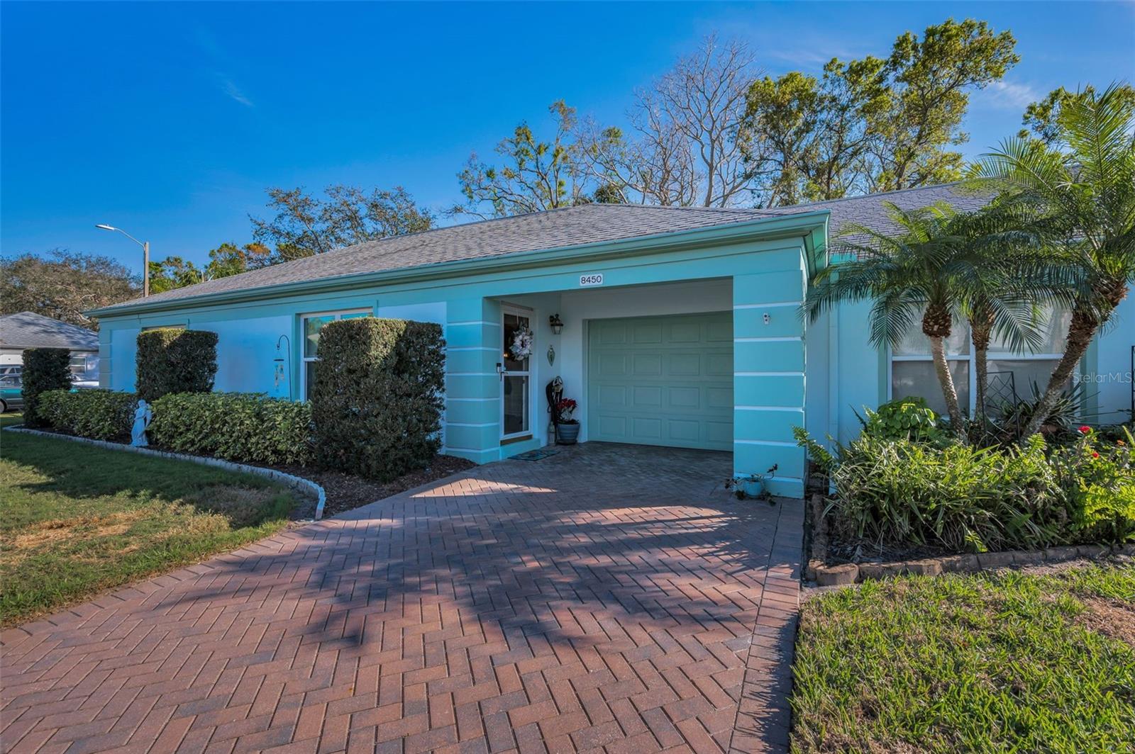 8450 CANDLEWOOD RD, SEMINOLE, FL, 33777