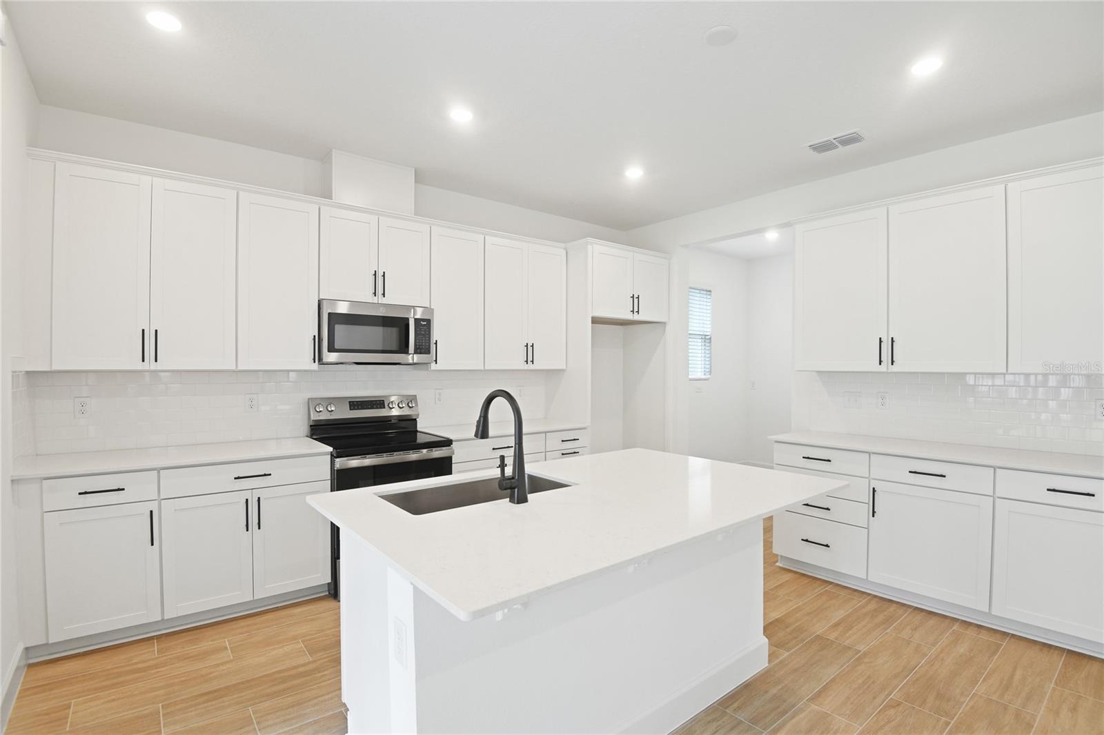3741 DEER RIDGE DR, MOUNT DORA, FL, 32757