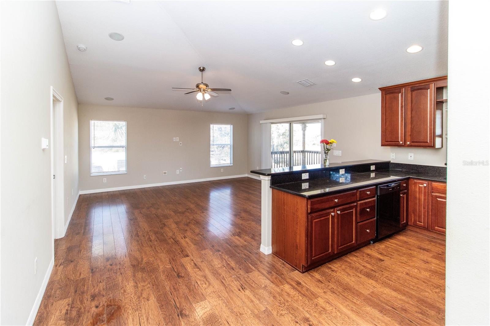 12724 CIRCLE LAKE DR, HUDSON, FL, 34669