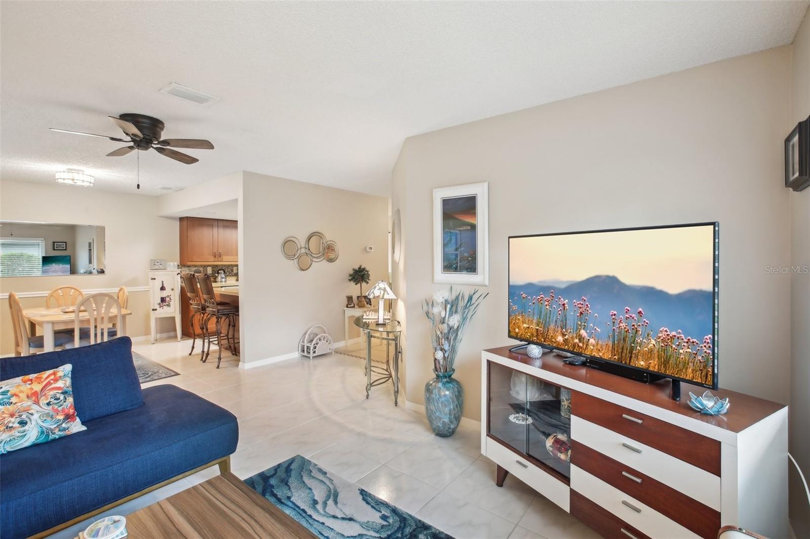 2022 HEATHFIELD CIR, SUN CITY CENTER, FL, 33573