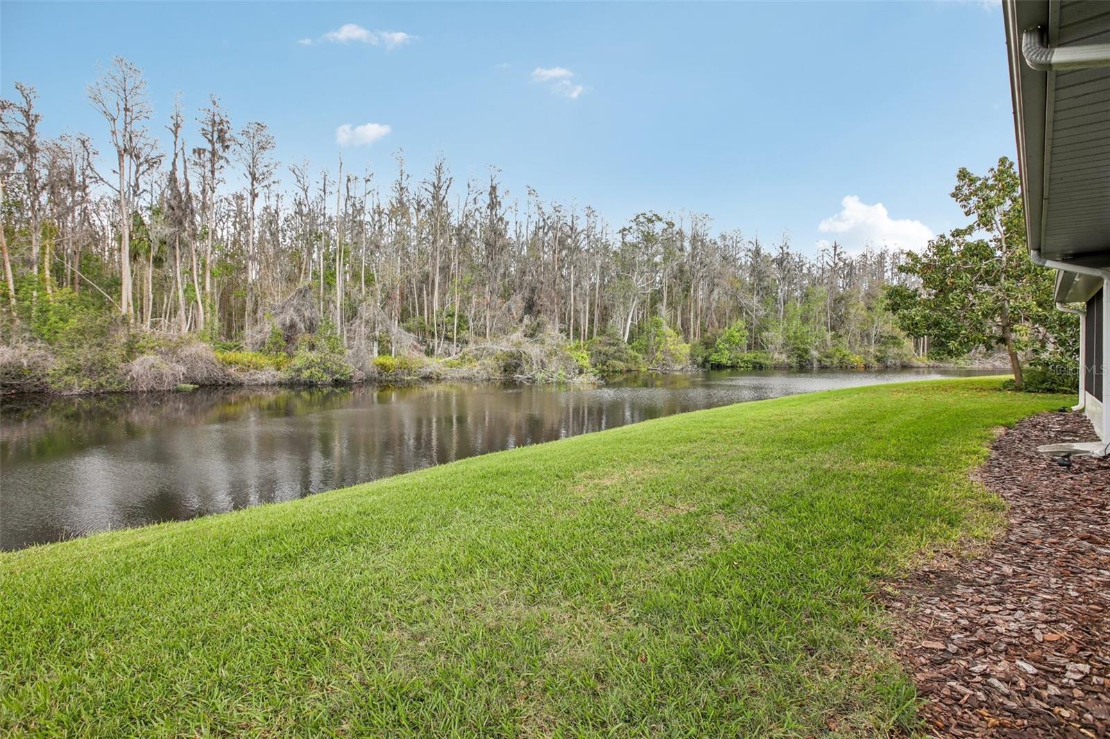 2022 HEATHFIELD CIR, SUN CITY CENTER, FL, 33573