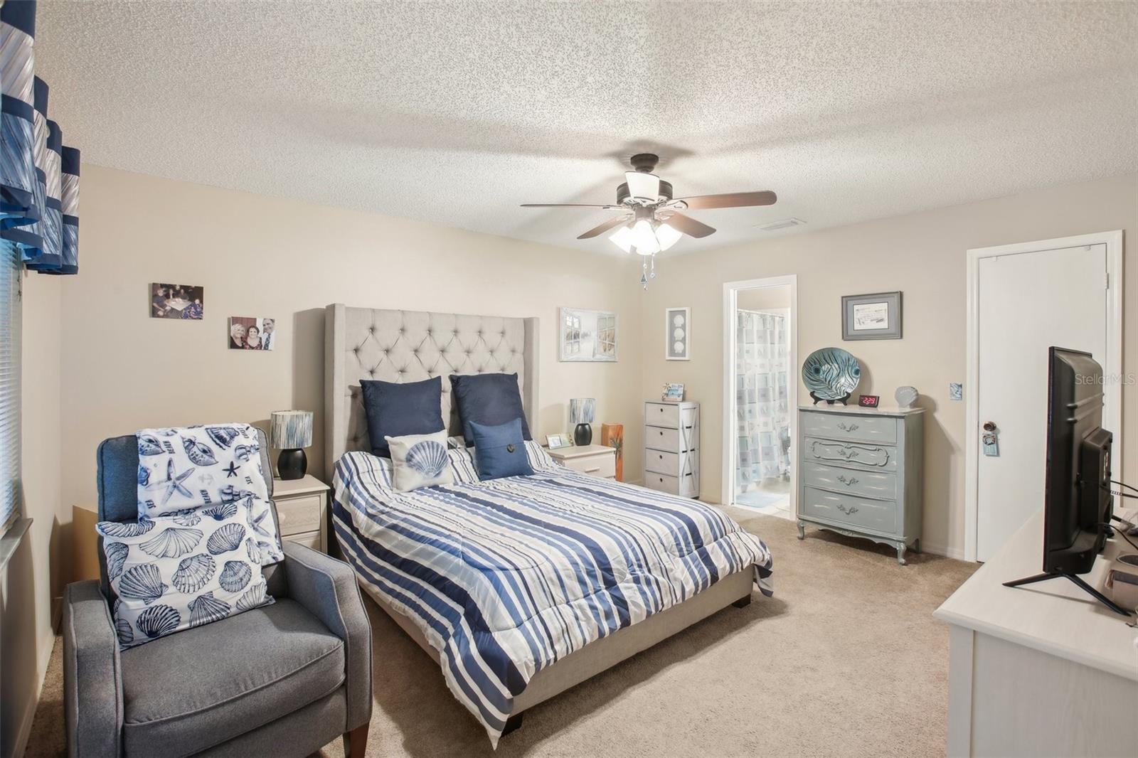 2022 HEATHFIELD CIR, SUN CITY CENTER, FL, 33573