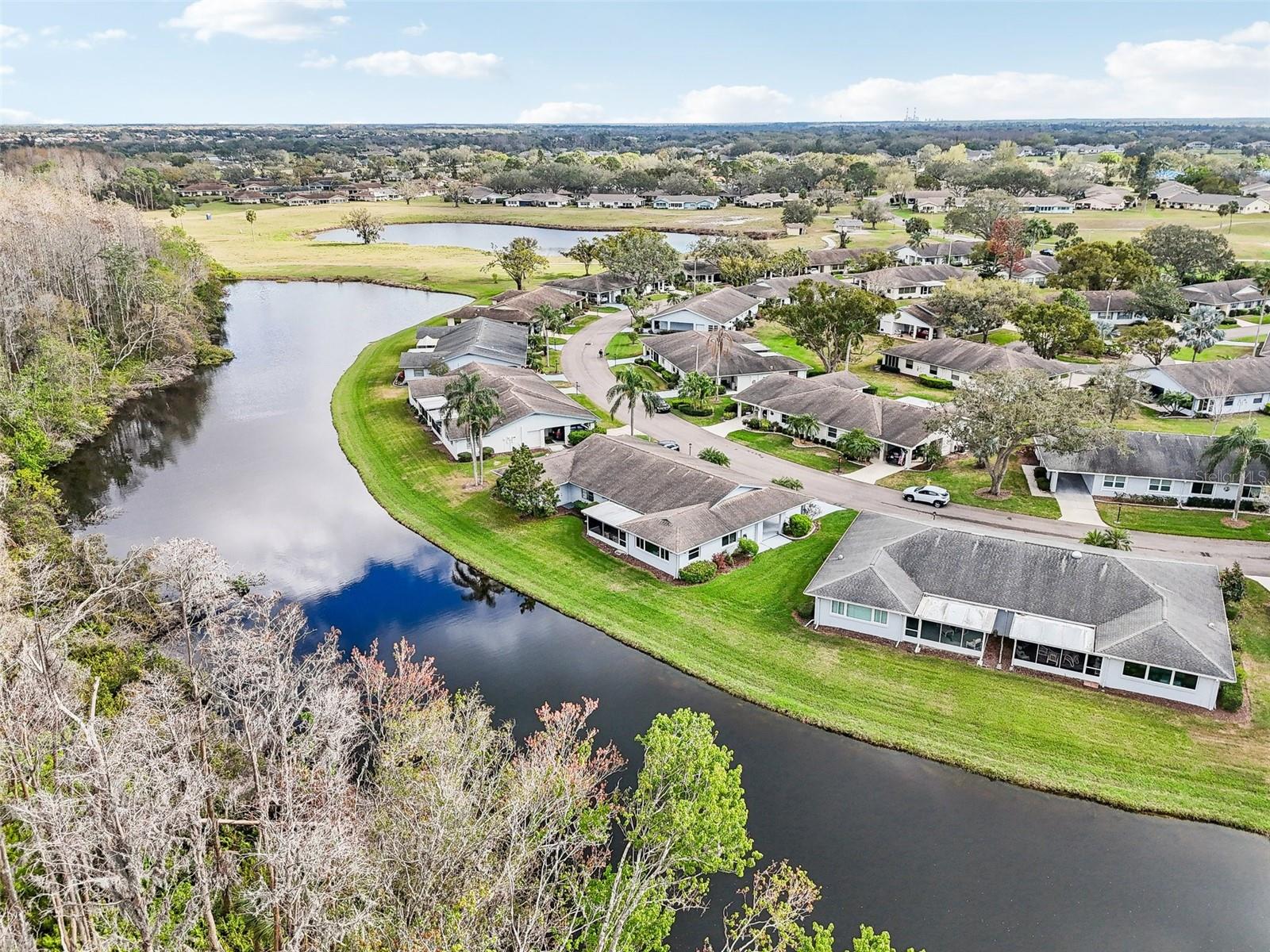 2022 HEATHFIELD CIR, SUN CITY CENTER, FL, 33573