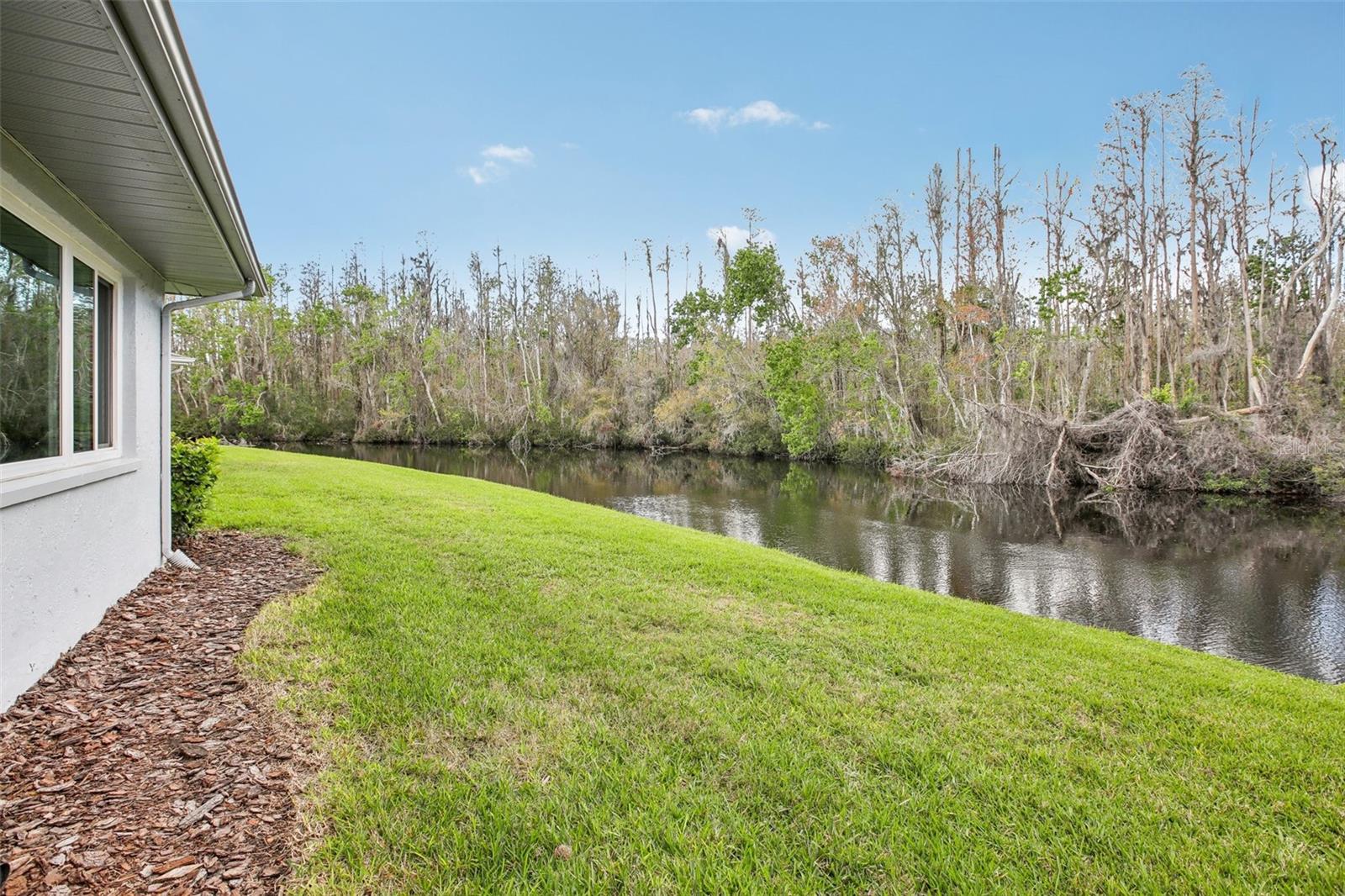 2022 HEATHFIELD CIR, SUN CITY CENTER, FL, 33573
