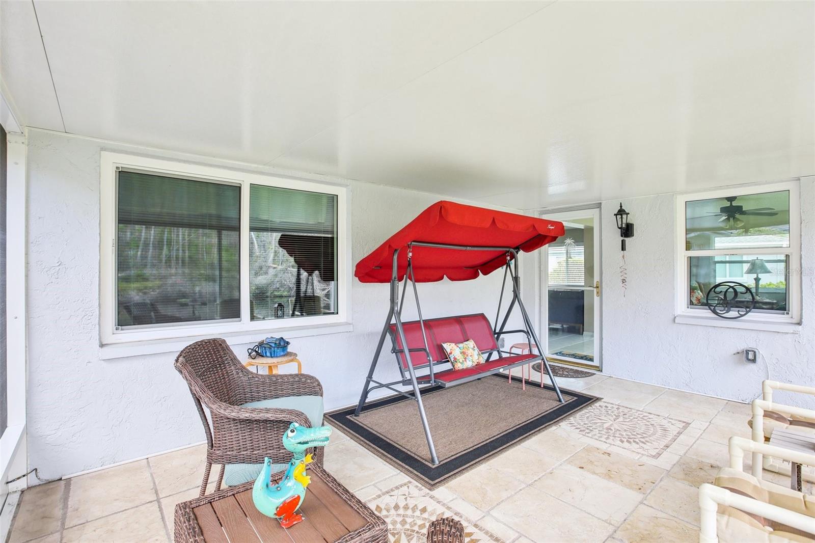 2022 HEATHFIELD CIR, SUN CITY CENTER, FL, 33573