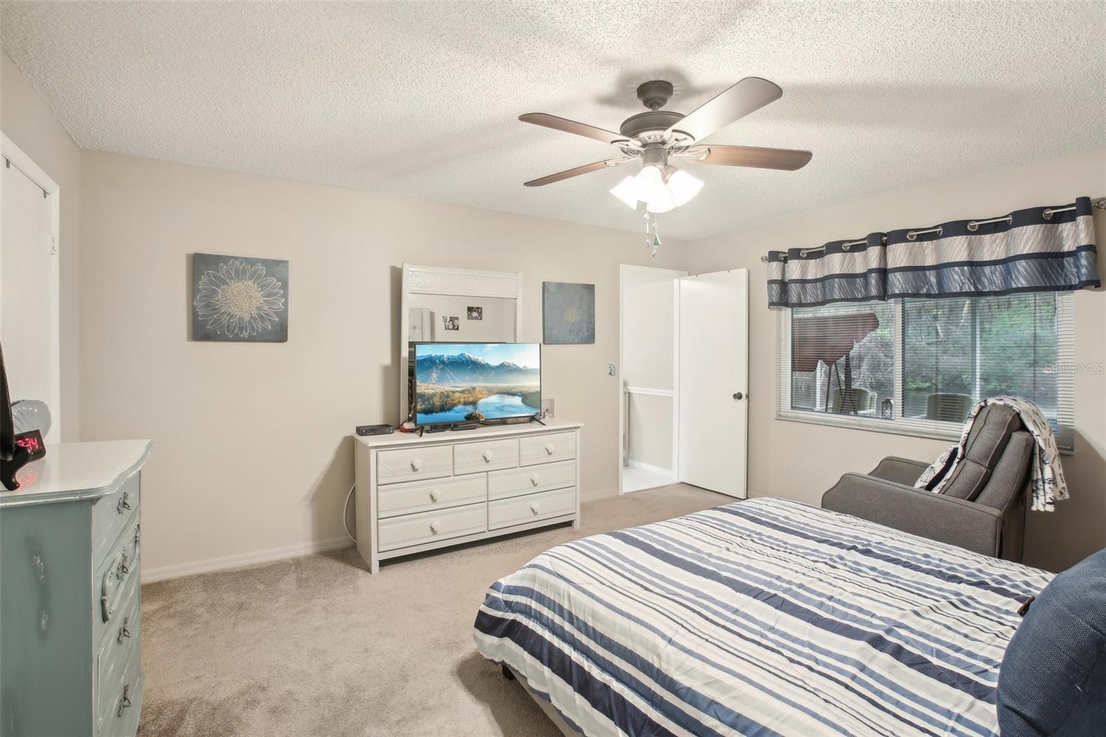 2022 HEATHFIELD CIR, SUN CITY CENTER, FL, 33573