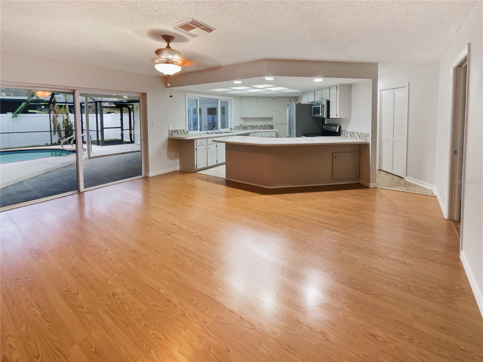 3069 PIN OAK DR, CLEARWATER, FL, 33759