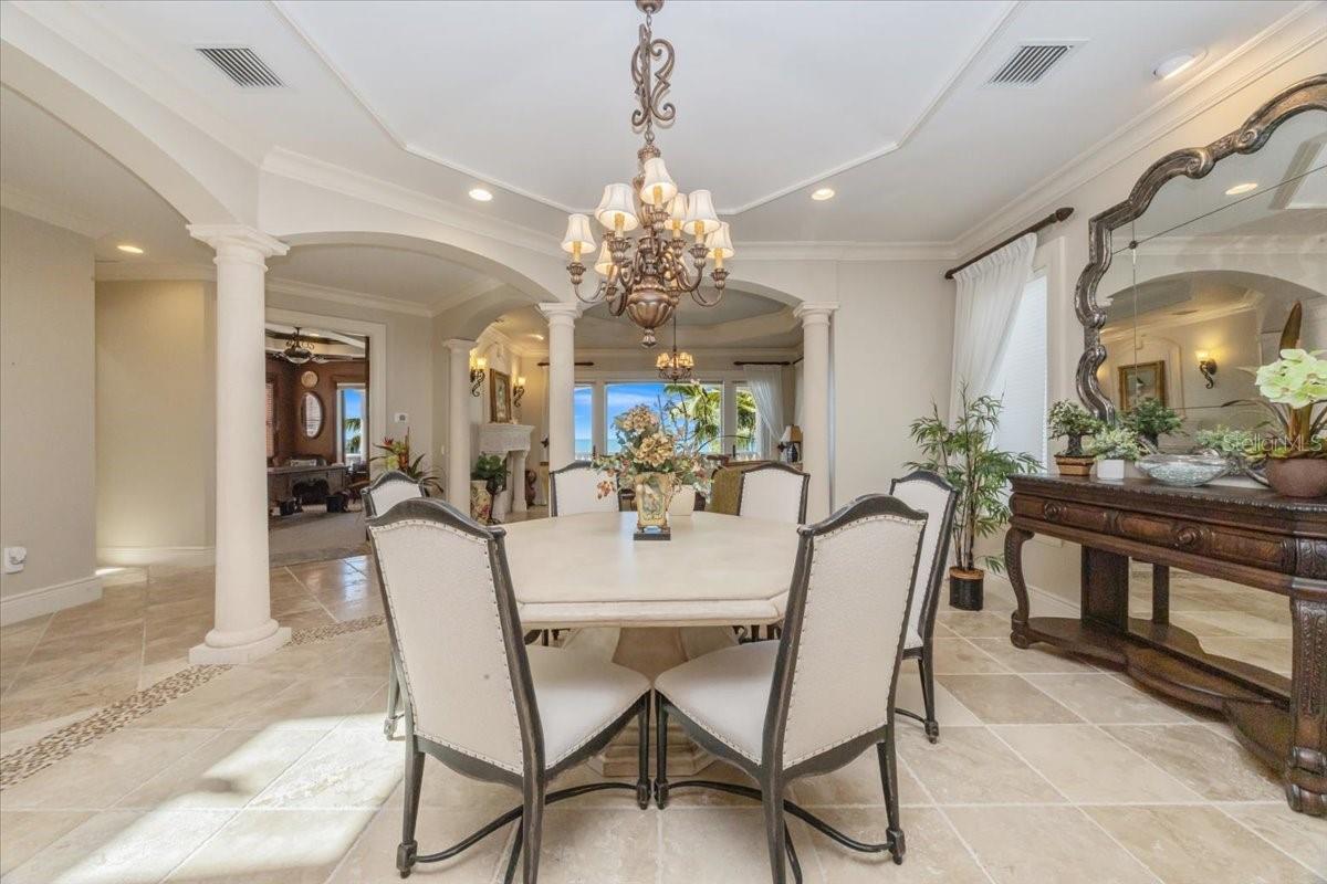 A4642022 Property Photo