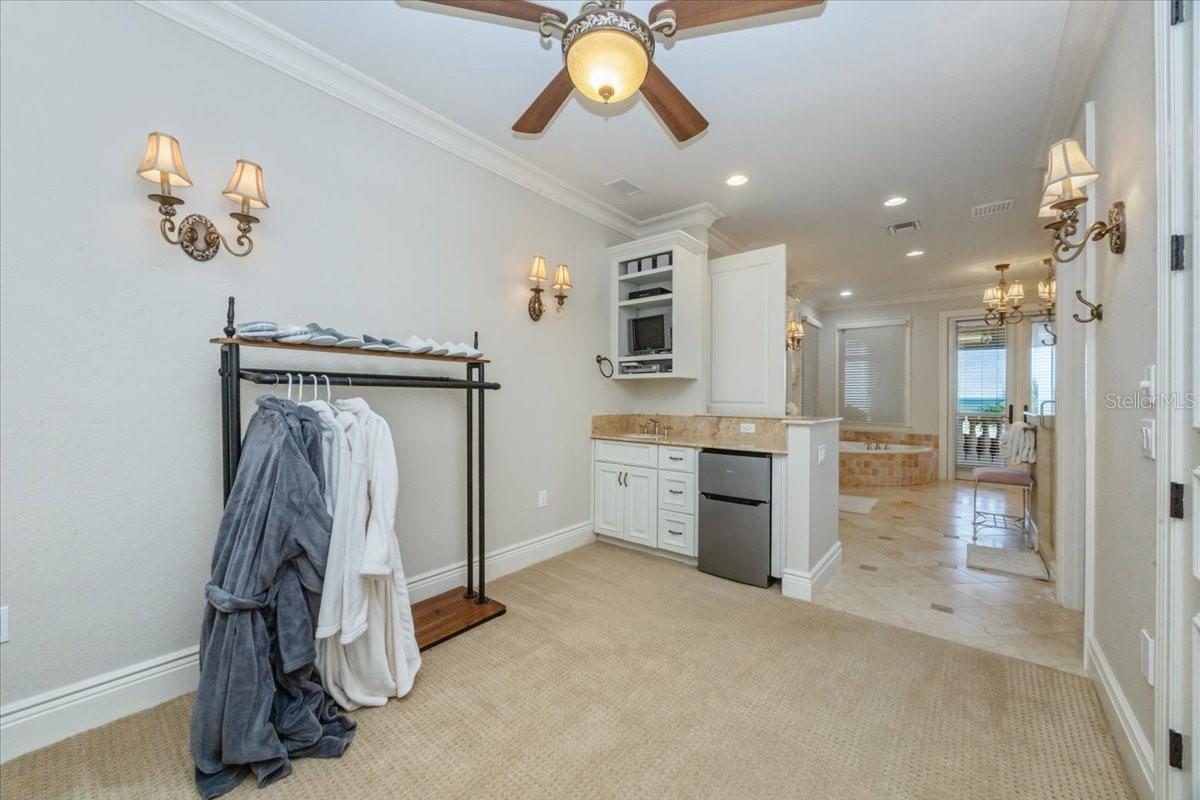 A4642022 Property Photo