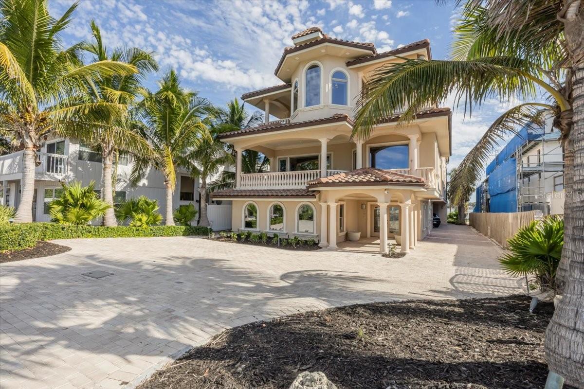 A4642022 Property Photo