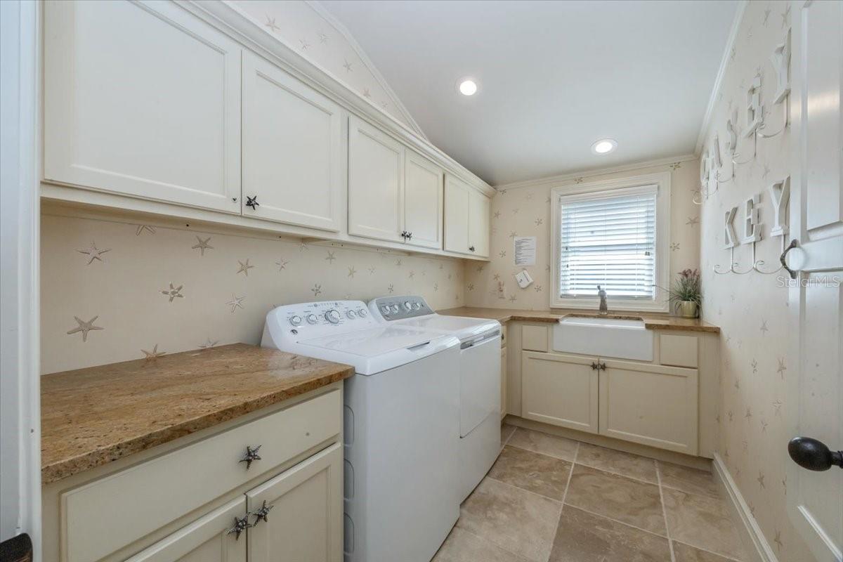 A4642022 Property Photo