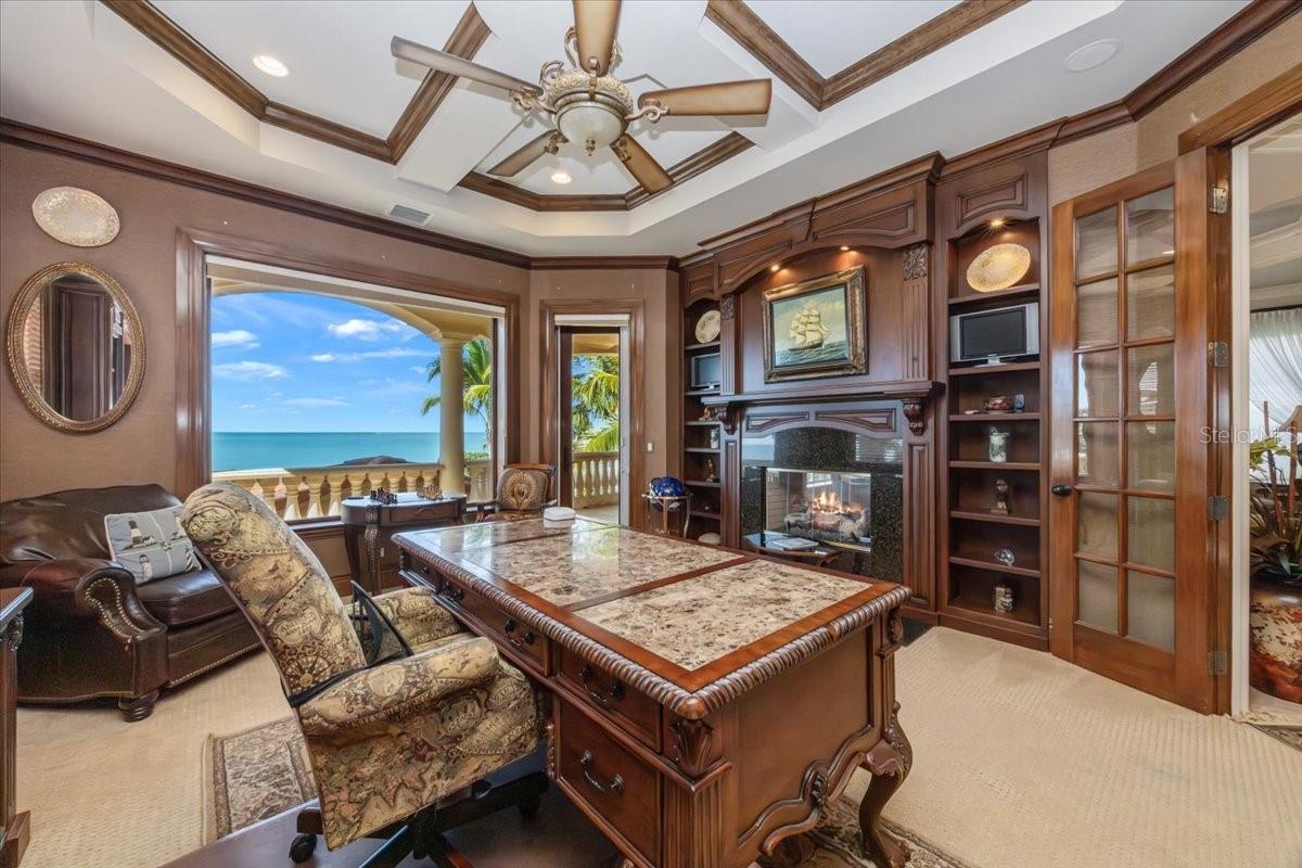 A4642022 Property Photo