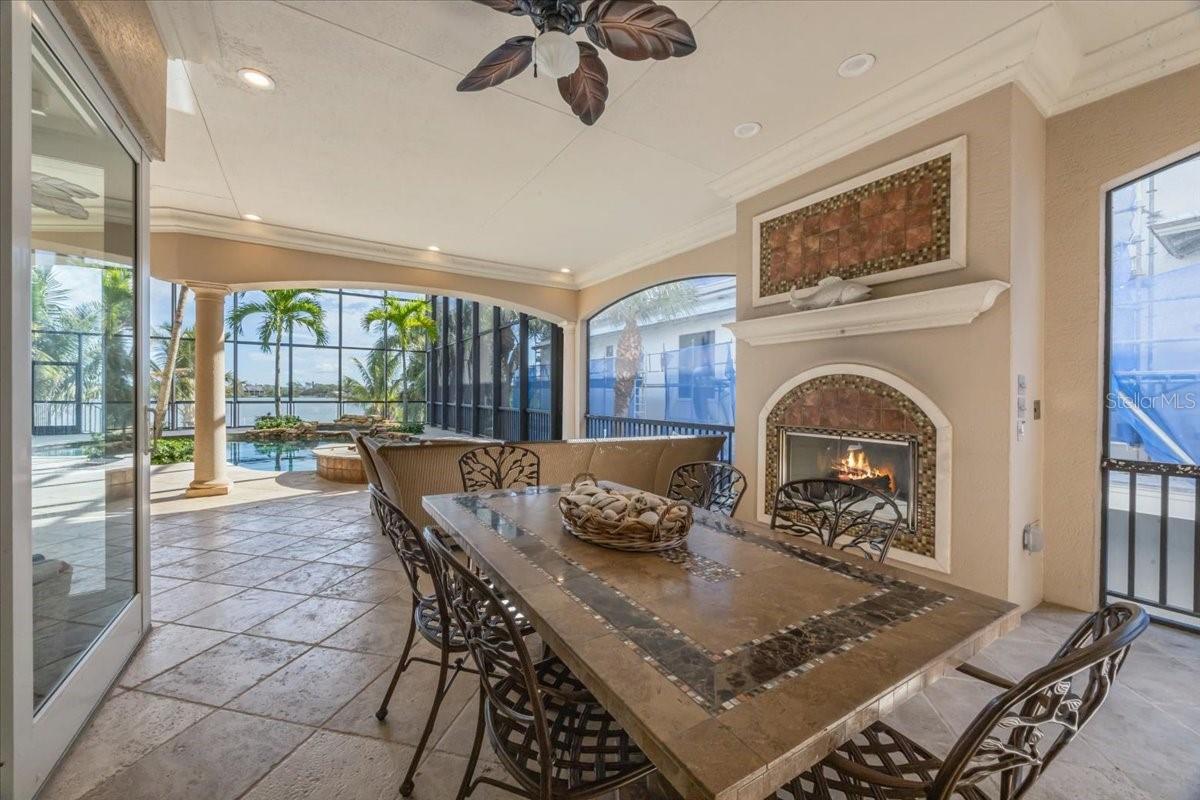 A4642022 Property Photo