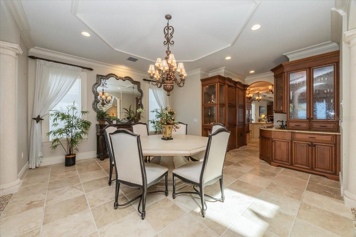 A4642022 Property Photo