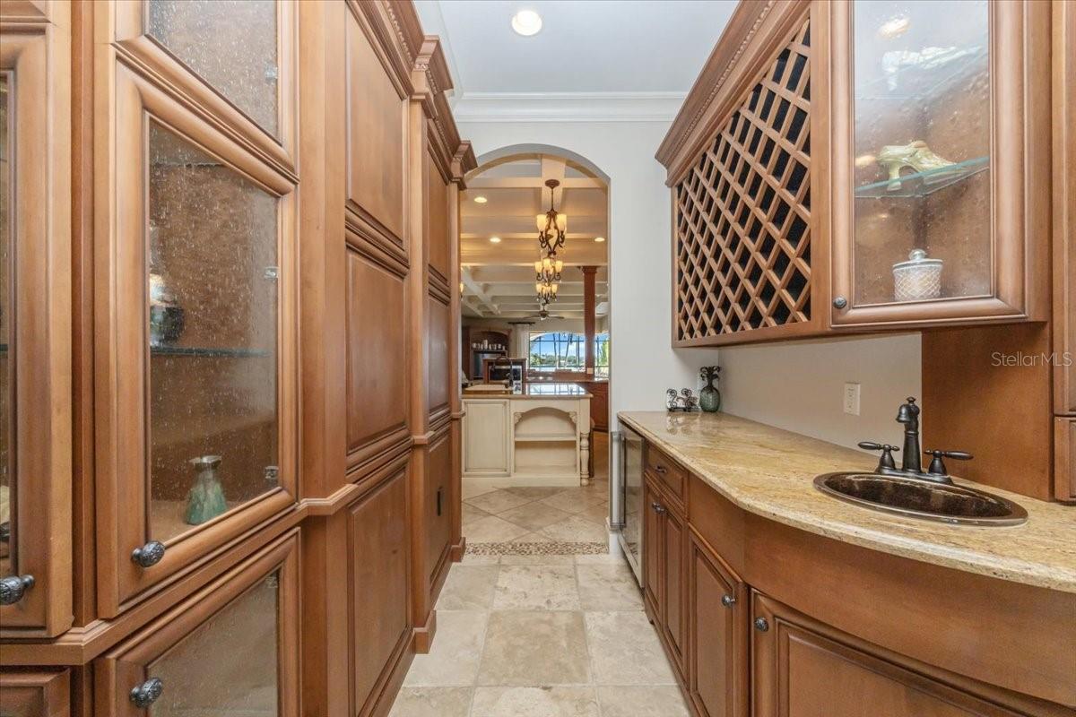 A4642022 Property Photo