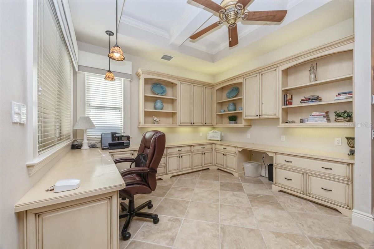 A4642022 Property Photo