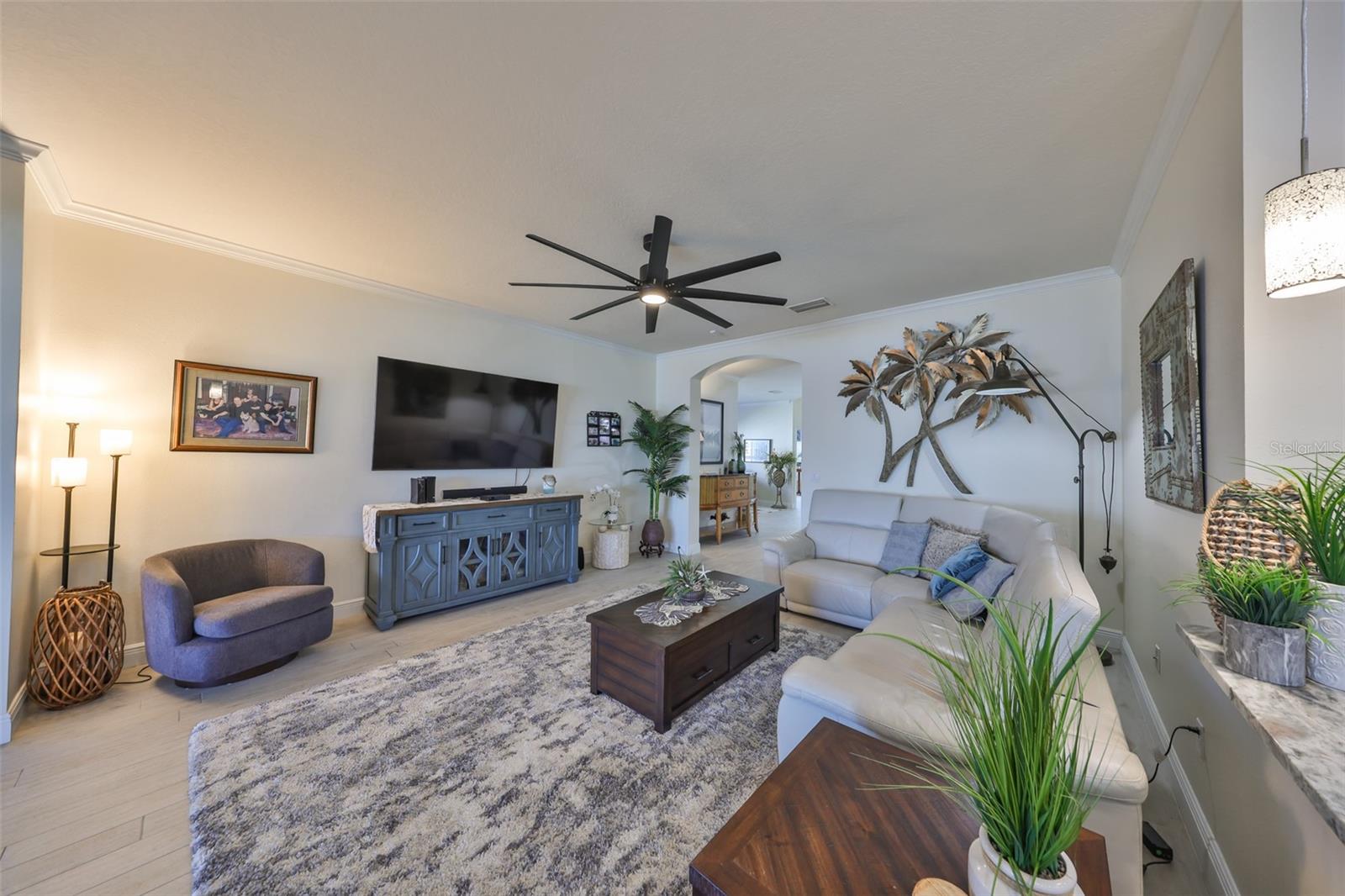 821 SEMINOLE SKY DR, RUSKIN, FL, 33570