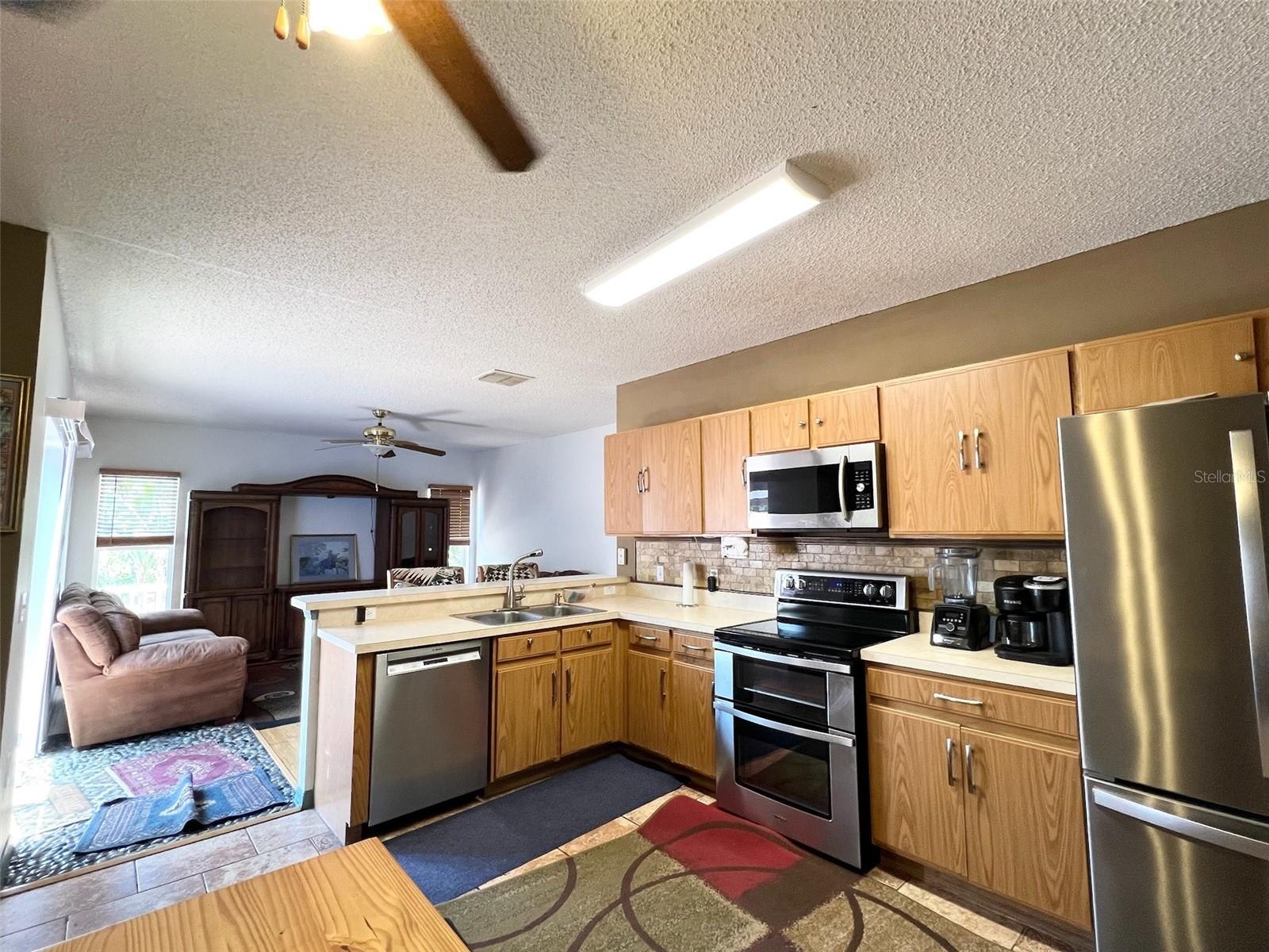 214 GREAT YARMOUTH CT, KISSIMMEE, FL, 34758