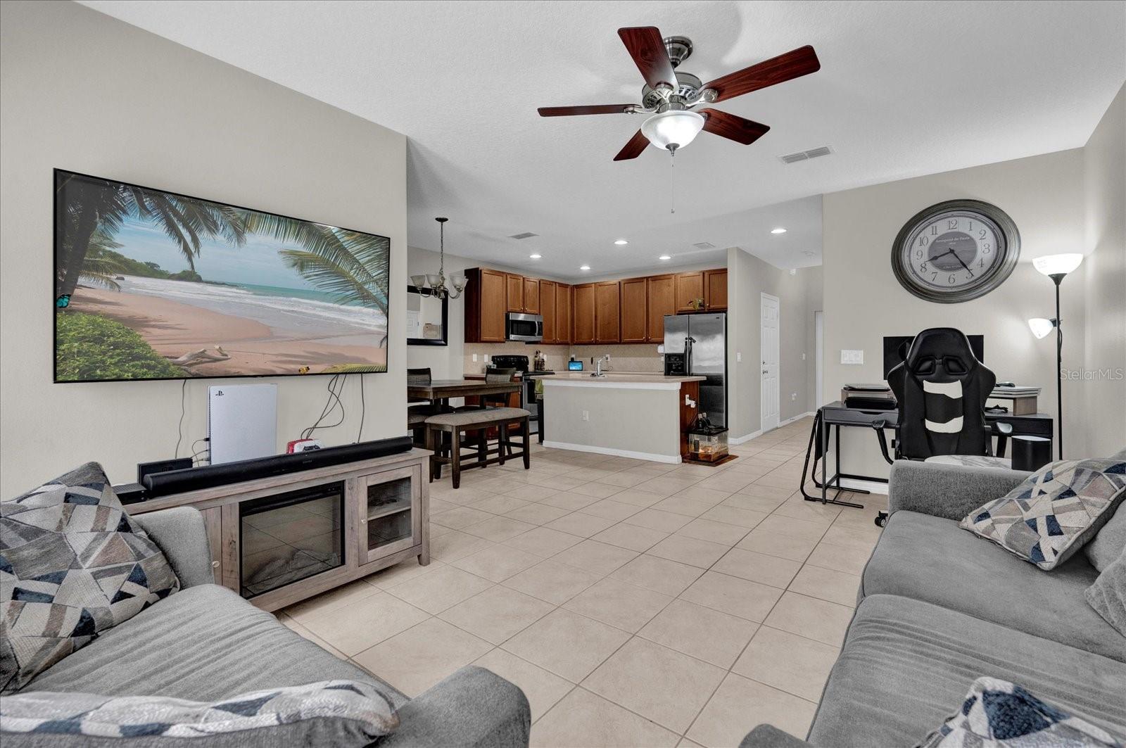 2350 WINDSOR LAKE CIR, SANFORD, FL, 32773