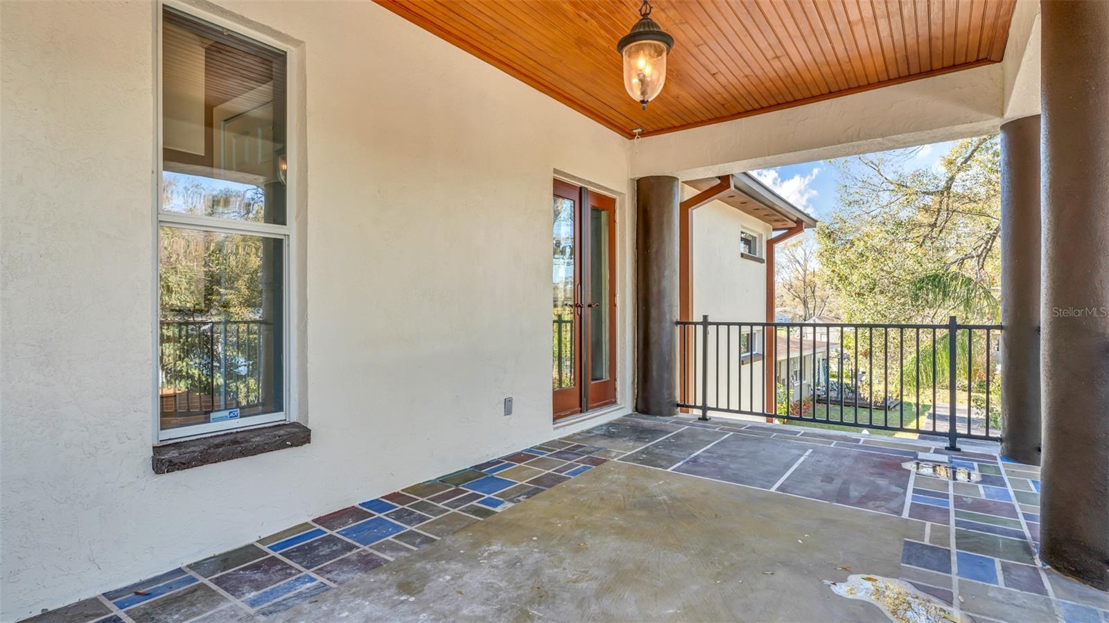 929 W BEACON AVE, TAMPA, FL, 33603