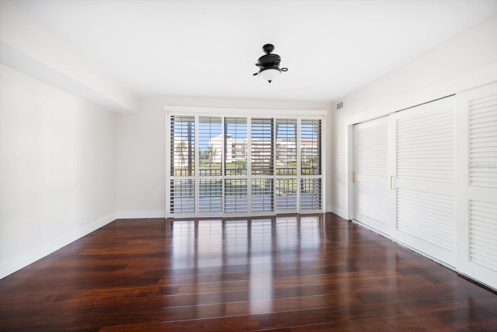 50 COE RD #111, BELLEAIR, FL, 33756