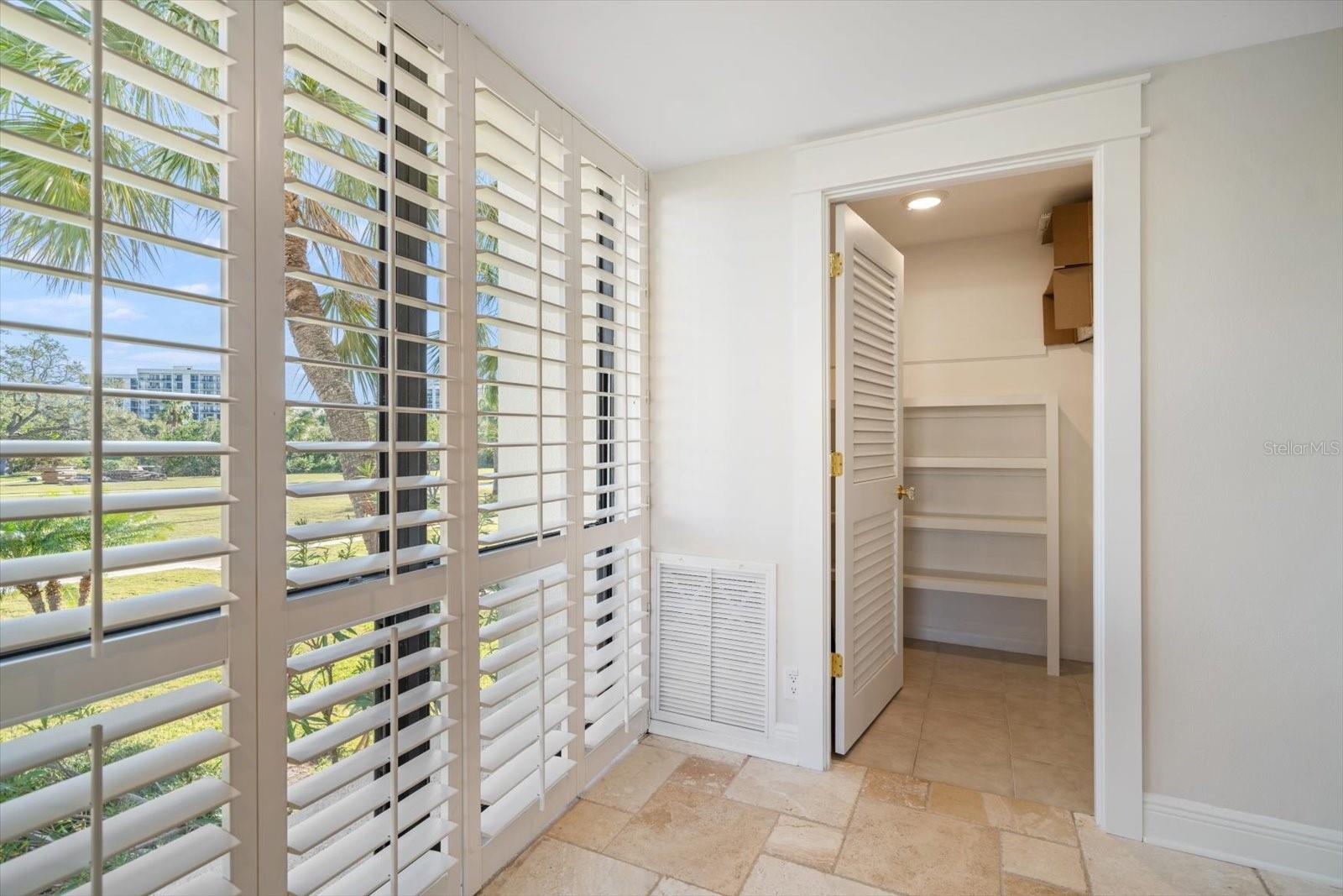 50 COE RD #111, BELLEAIR, FL, 33756