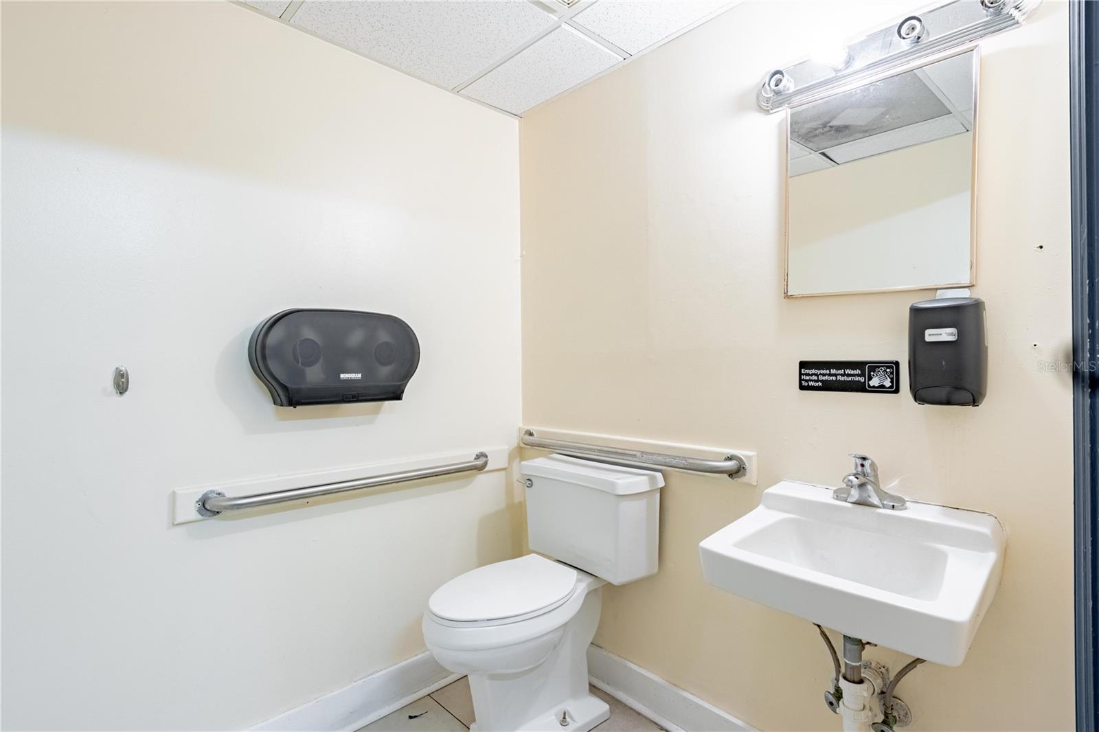 115 FLAGLER AVE, NEW SMYRNA BEACH, FL, 32169