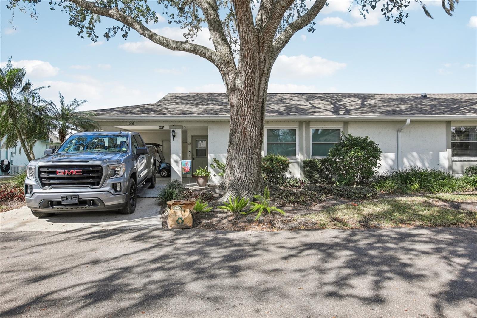 1015 HAREFIELD CIR, SUN CITY CENTER, FL, 33573
