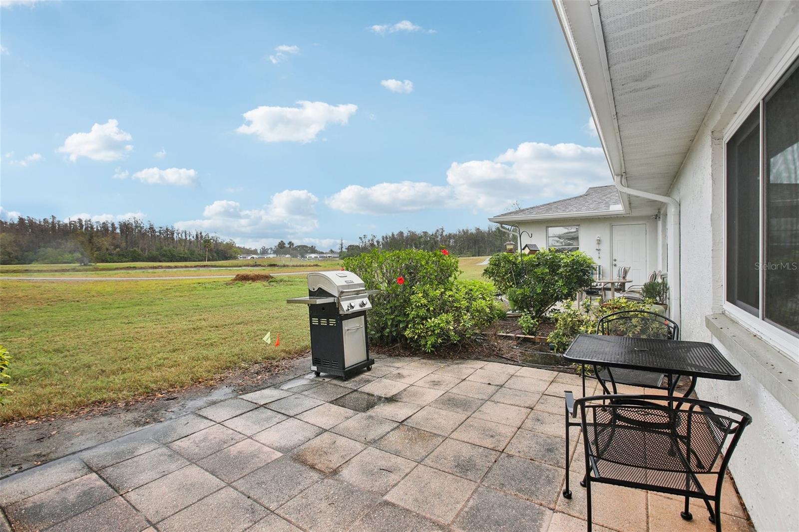 1015 HAREFIELD CIR, SUN CITY CENTER, FL, 33573