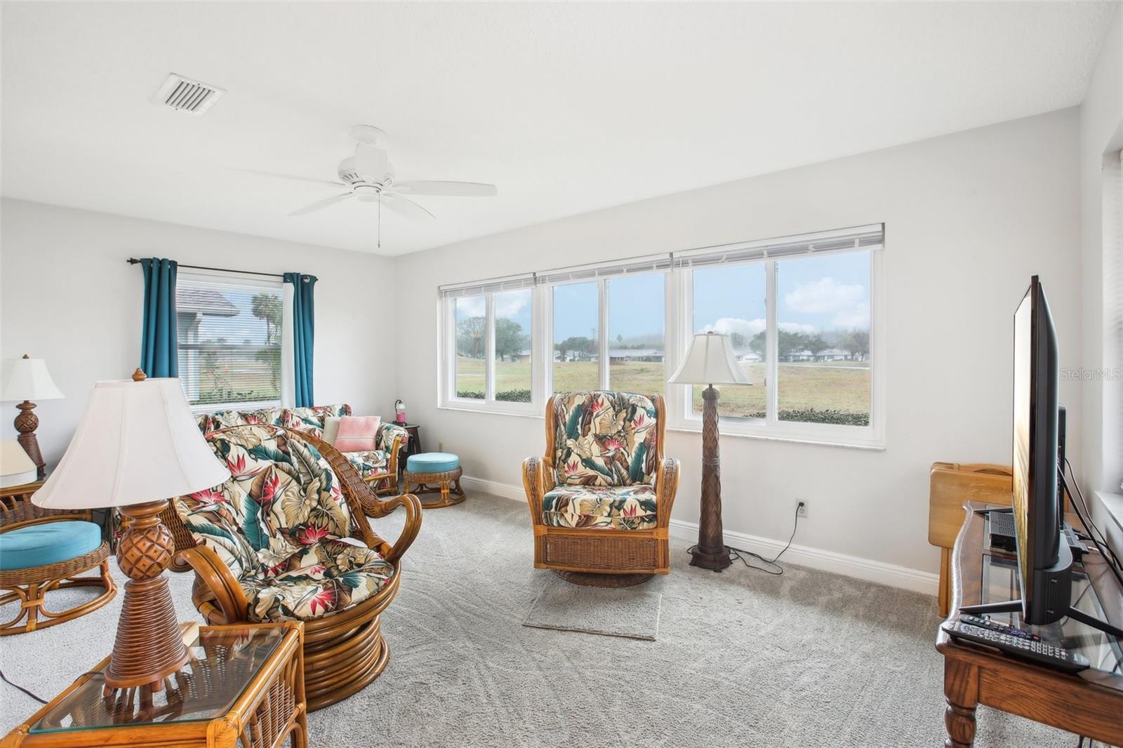 1015 HAREFIELD CIR, SUN CITY CENTER, FL, 33573