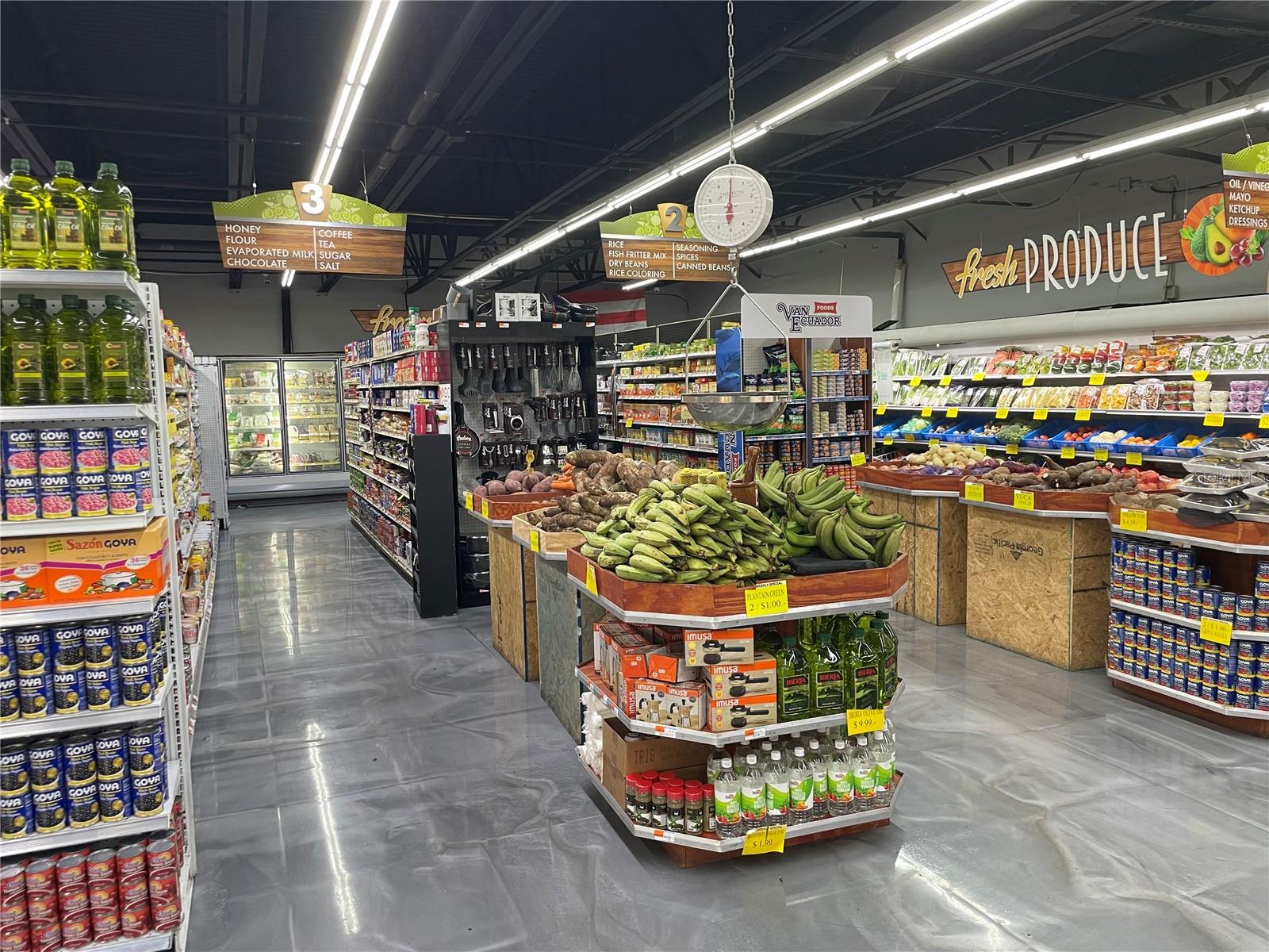 1234 GROCERY SUPERMARKET RD, ORLANDO, FL, 32812
