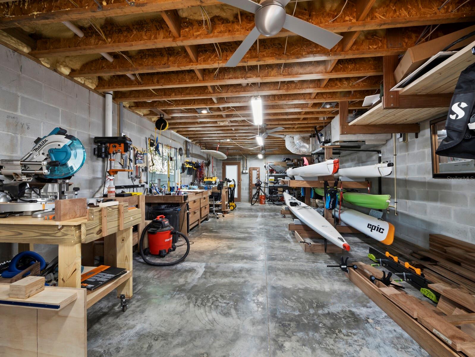 3911 ROBERTS POINT RD, SARASOTA, FL, 34242