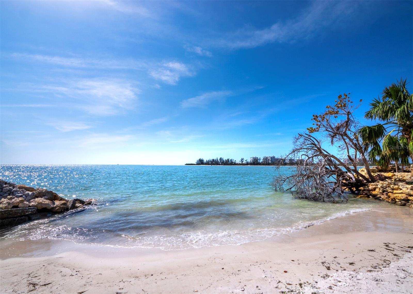 3911 ROBERTS POINT RD, SARASOTA, FL, 34242