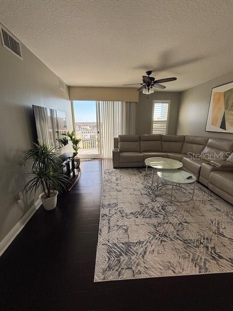 628 CLEVELAND ST #914, CLEARWATER, FL, 33755
