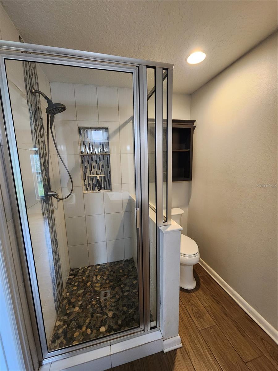 8 POINSETTIA DR, DEBARY, FL, 32713