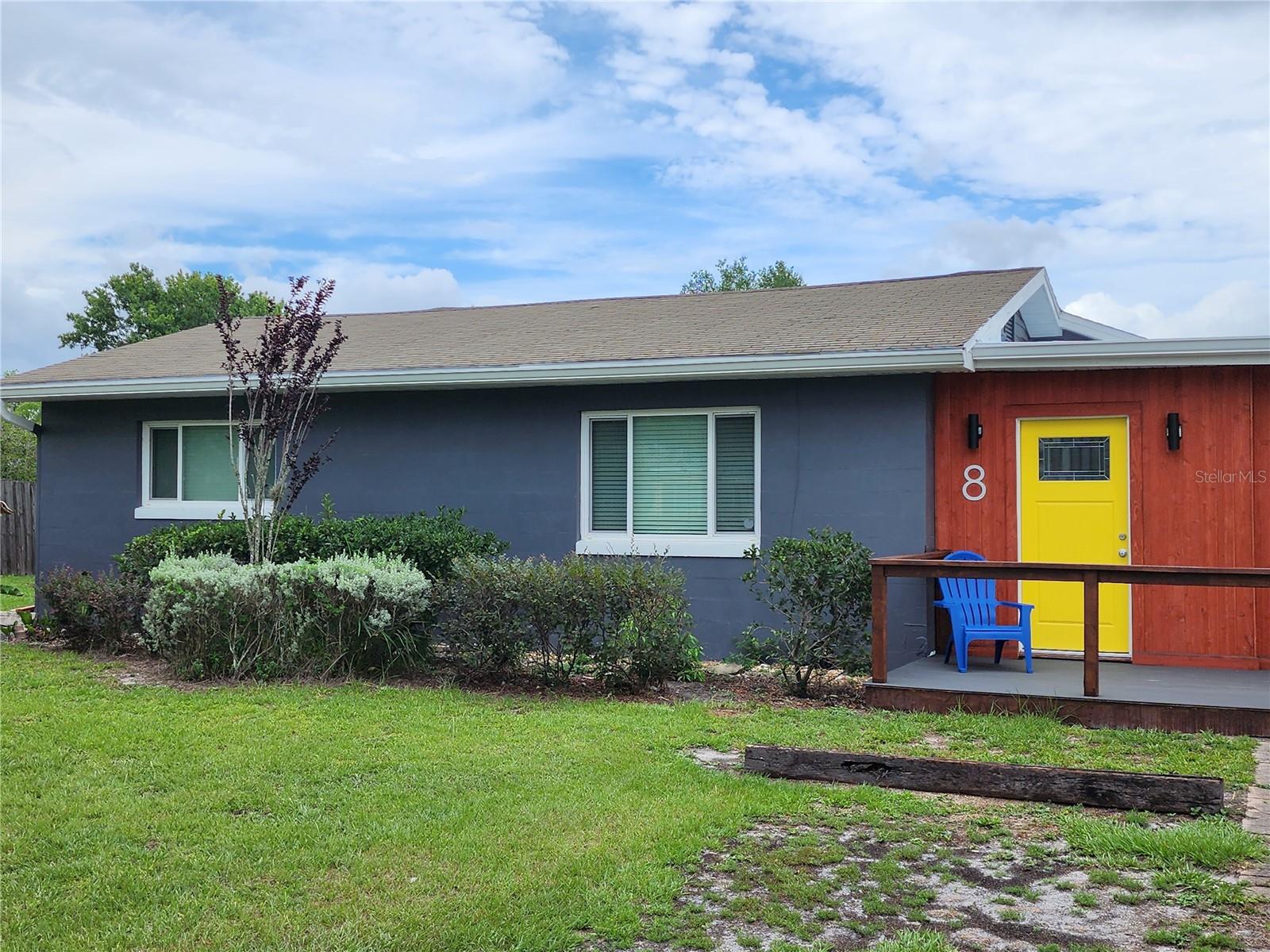 8 POINSETTIA DR, DEBARY, FL, 32713